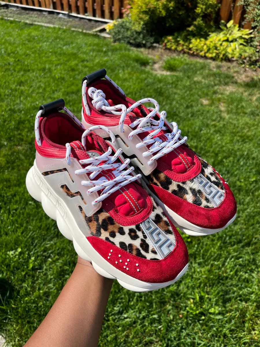 Premium sneaker cleaning service — luxury clean result